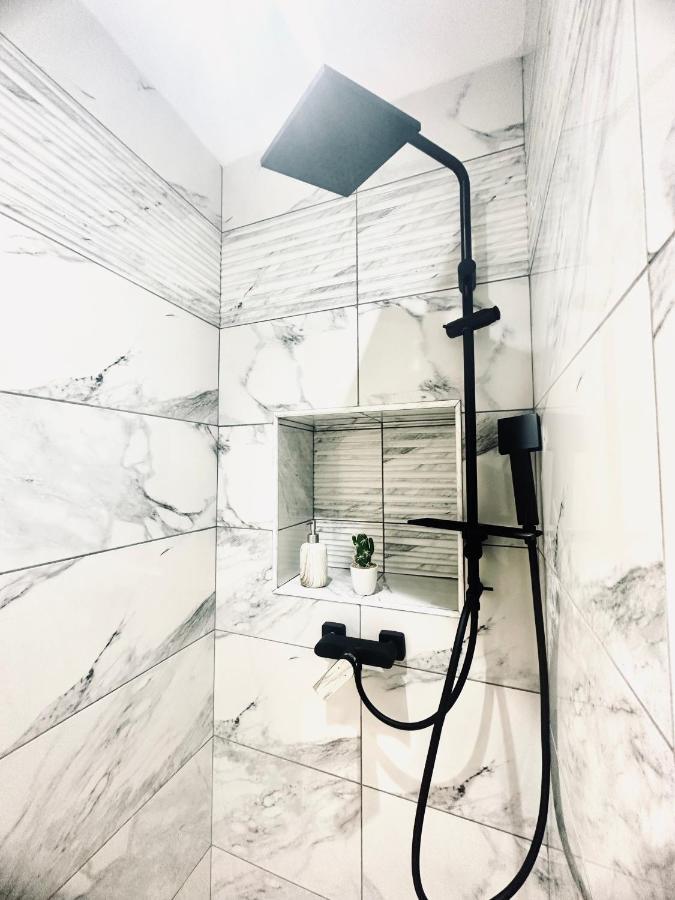 Stay Inn Central Brasov Ap 4 Luaran gambar